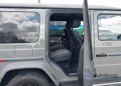 2025 Mercedes-Benz G 580E из США, поврежденный, VIN W1NWM0AB1SX035499